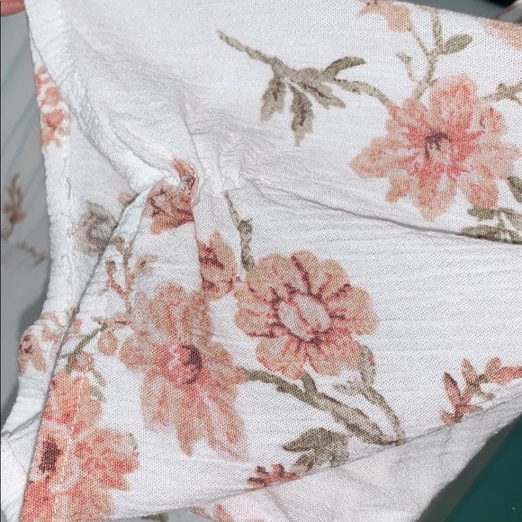 Showpo White Floral Maxi Dress - Picture 6 of 10